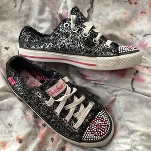 Girl’s Skechers Twinkle Toes Sneakers Size 2.5 Peace Sign Black White Pink